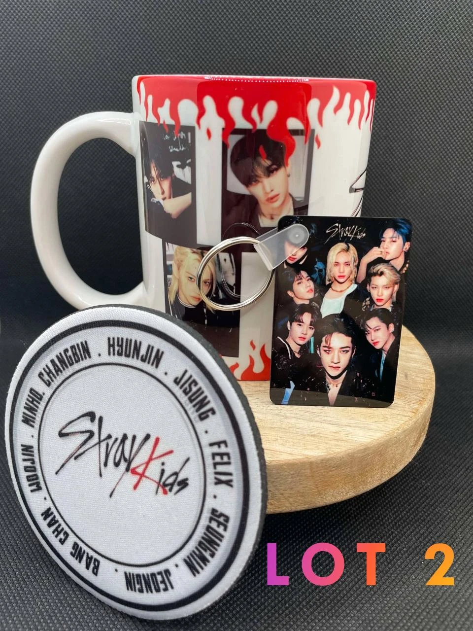 🎁 Coffret Mug – Mug + Porte-clés + Dessous de Tasse – Stray Kids ❤️🧭
